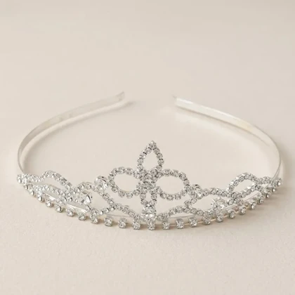 تاج مو زنانه جواهری نگین‌دار ظریف مدل آوریلیا نقره‌ای