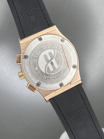 ساعت مچی هابلوت کلاسیک فیوژن کورنوگراف بند شتری مردانه Hublot Classic Fusion