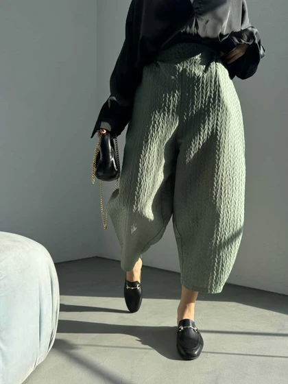 شلوار خمره ای طرحدار