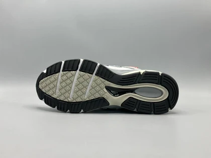 کتانی نیوبالانس 990 وی4 طوسی قرمز/ New Balance