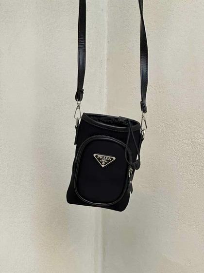 کیف موبایلی PRADA