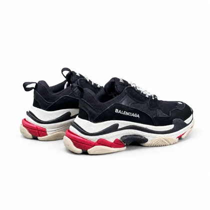 کتانی خارجی مردانه مدل بالنسیاگا تریپل اس رنگ مشکی Balenciaga Triple S (مستر کوالیتی)