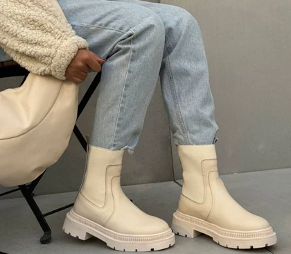 بوت زنانه منگو