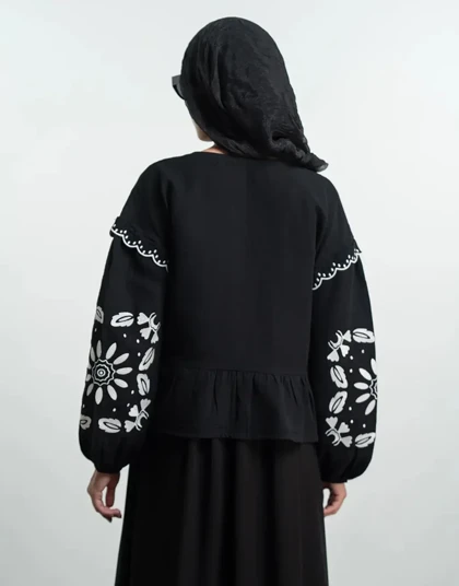 آستین گلدوزی جلو گره