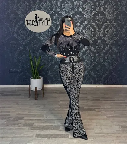 بلوز نگین‌دار کد : 7978