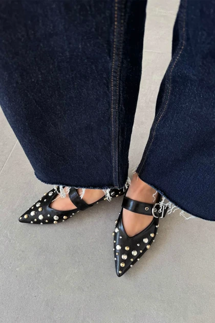 کالج زنانه استراسونس straswans