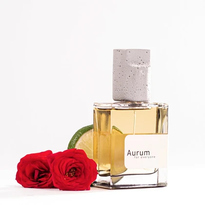 عطر اوروم