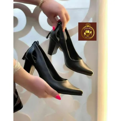 کفش مجلسی زنانه پشت منگوله پاشنه‌بلند A 26