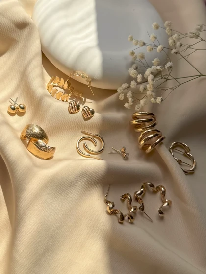 گوشواره پکی پیچ و برگ