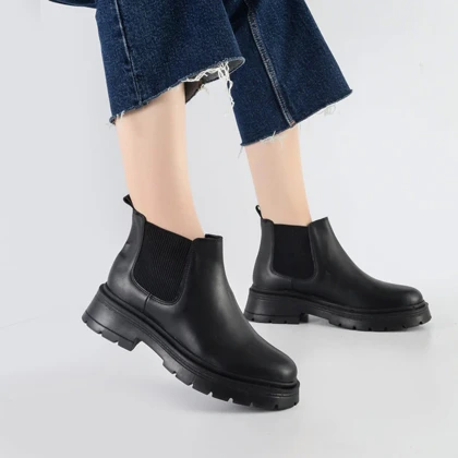 بوت و نیم بوت زنانه و دخترانه مدل بغل کش رنگ مشکی کد A536