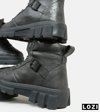 بوت مردانه طوسی Clarks