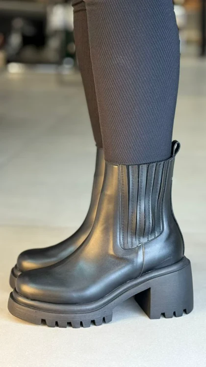 121 B - نیم بوت اسپرت یه طرف کش 121