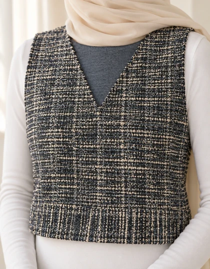 نیم‌تنه دامن زنانه