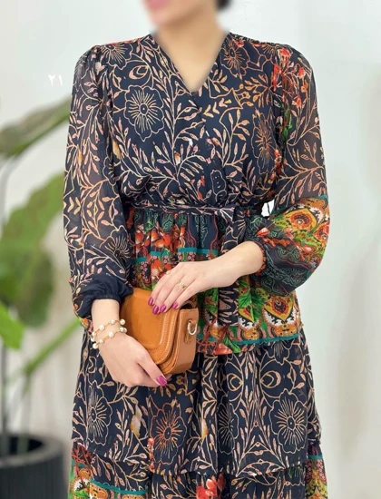 پیراهن حریر چین‌دار