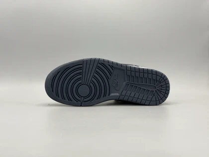 کتانی نایکی جردن1 لو جورج توون/Nike Air Joradan1 low George Town