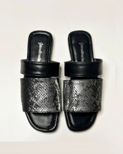 کفش صندل زنانه مدل Stradivarius Sandal - SPi47