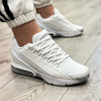 کتانی مردانه مدل نایک ایرمکس پلاس nike air max رنگ مشکی کپسول دار
