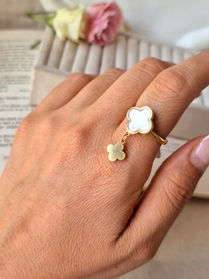 انگشتر ونکلیف صدفی آویزدار