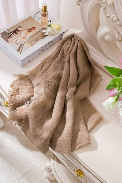 شال زنانه ویسکوز پاییزه طرح پلیسه