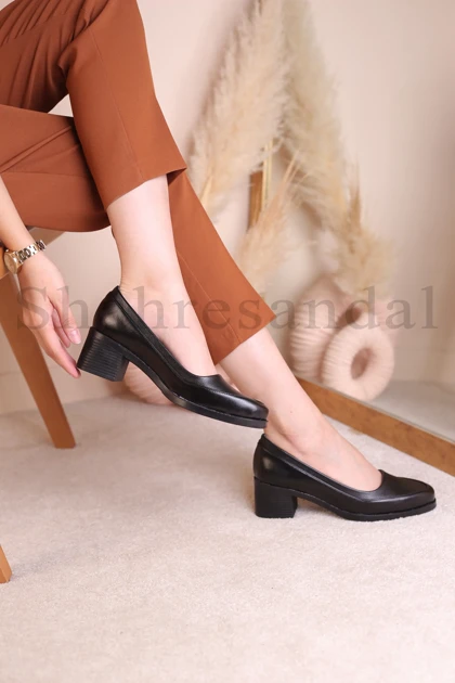 کفش پرسنلی پاشنه‌دار زنانه ثمین