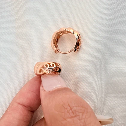 گوشواره حلقه‌ای بافت پیچی ژوپینگ