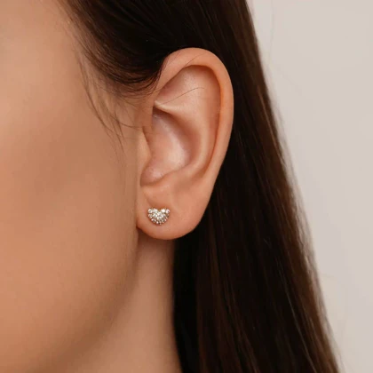 گوشواره میخی قلب ، فول نگین ، مخراج کاری شده ، جذاب دخترونه ، برند ژوپینگ