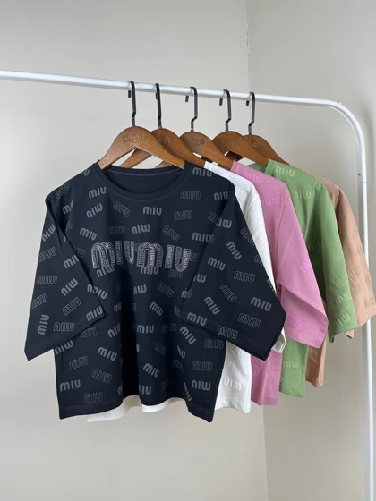 کراپ باکسی MiuMiu