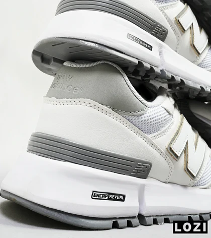 کفش کتانی سفید طوسی NEW BALANCE 1300