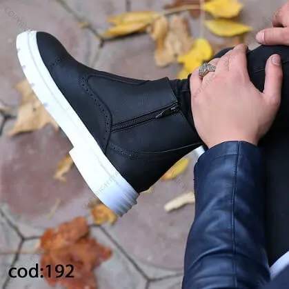 بوت مردانه مشکی چرم لئو
