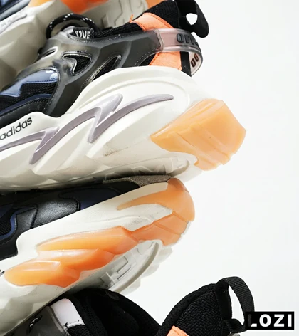 کفش کتانی مردانه مشکی آبی Adidas A700