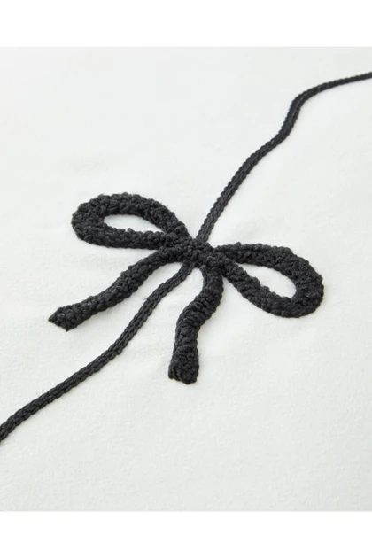کوسن پرشده English Home مدل Ribbon پلی‌استر - مشکی - سفید