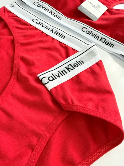 ست نیم‌تنه کاپ‌دار و شورت اسلیپ نخ پنبه کلوین کلاین Calvin Klein