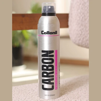 اسپری ضدآب و ضدلک کننده کفش کلنیل 300 میلی‌لیتری Collonil Carbon Protect Spray با فناوری کربن