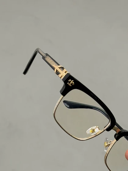 عینک ChromeHearts