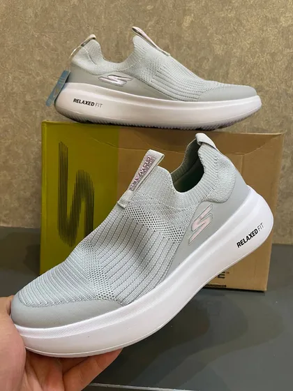 کفش اسکیچرز ویتنام اصل طوسی