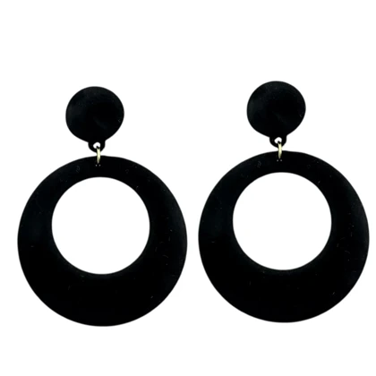 گوشواره زنانه مخملی با طرح دایره‌ای شیک و خاص