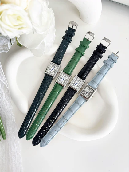 ساعت چرمی زنانه طرح کارتیه مستطیل 930