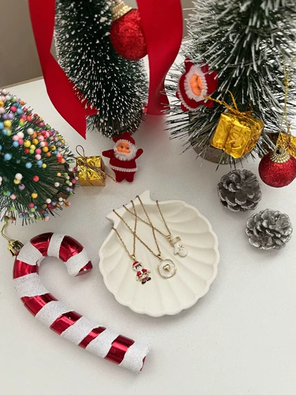 گردنبند وارداتی طرح کریسمسی