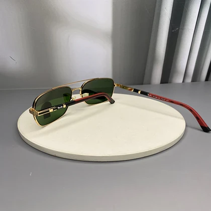 عینک آفتابی ری‌بن با فریم فلزی و لنز شیشه‌ای UV400 Ray-Ban