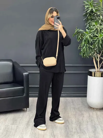 ست بلوز و شلوار پلیسه‌دار