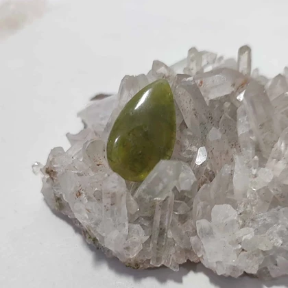 سنگ طبیعی زبرجد کد 3