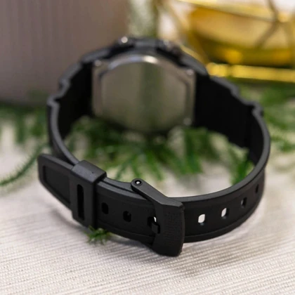 ساعت مچی دیجیتال مردانه کاسیو Casio مدل W-220H-1A3 بند رزینی اسپرت