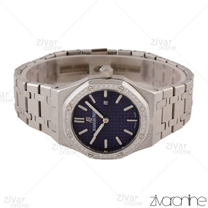 ساعت اودمار پیگه (AP) زنانه صفحه سرمه ای دور نگین 105672