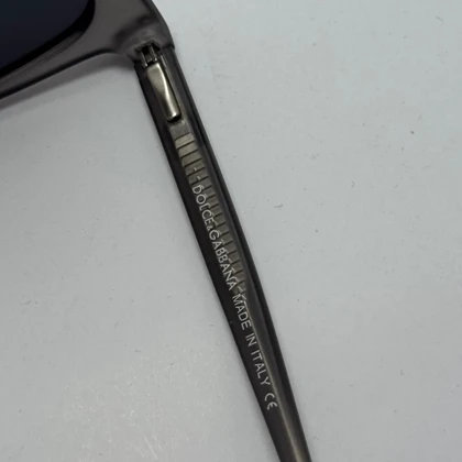 عینک آفتابی پلاریزه دولچه گابانا DOLCE GABBANA دسته سیم کشی شده لولا فنر طوسی کد 7707