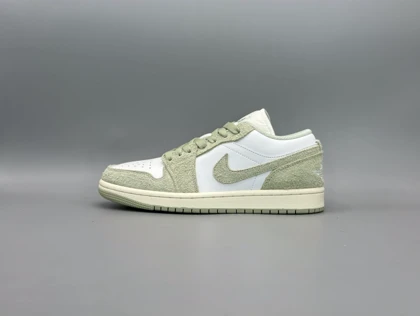کتانی نایکی جردن1لو سی فوم/Nike Air Jordan1 low