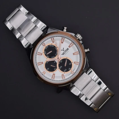 ساعت victor فول استیل مدل v5835-04 سه موتور کد (8858) نقره ای قاب طلایی علیدسا