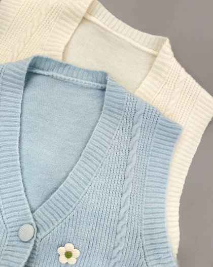 جلیقه بافت جلو دکمه کد 4200