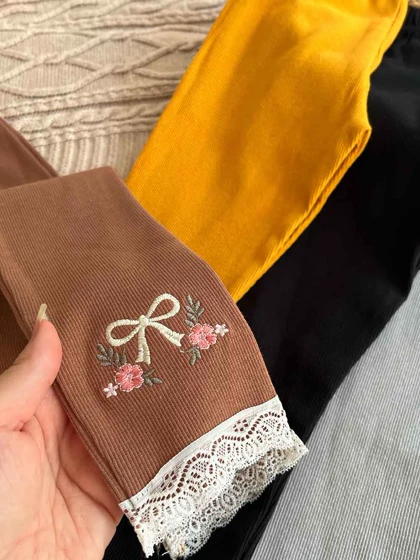 لگ گلدوزی دخترانه طرح پاپیون