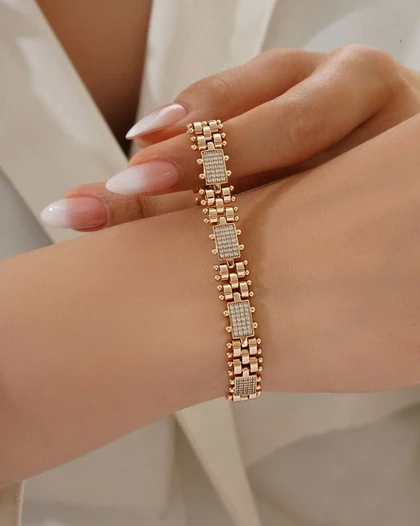 دستبند جلفایی نگین‌دار آرمینا ژوپینگ