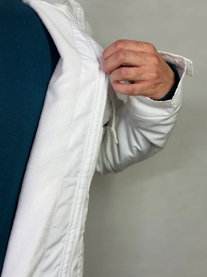 سویشرت مردانه بادگیر ضد باران مدل az رنگ سفید کد 000358